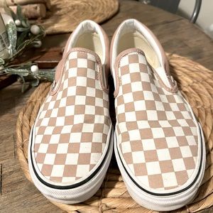 Womens Vans blush sz 9. GUC Only worn once. Smoke free home